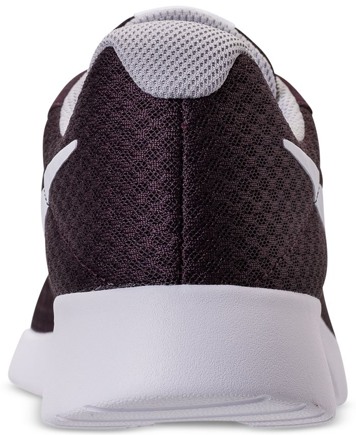 finish line nike tanjun