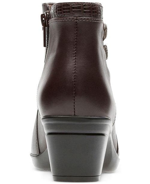 clarks emslie monet boot