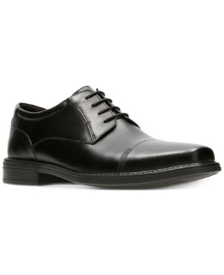 Bostonian Men's Wenham Black Leather Dress Cap-Toe Oxfords - Macy's