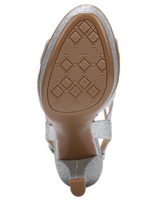 naturalizer dianna sandal gold