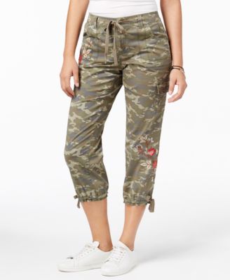 Style & Co - Embroidered Capri Pants