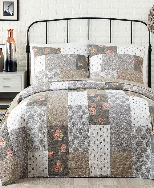 jessica simpson quilts the bay