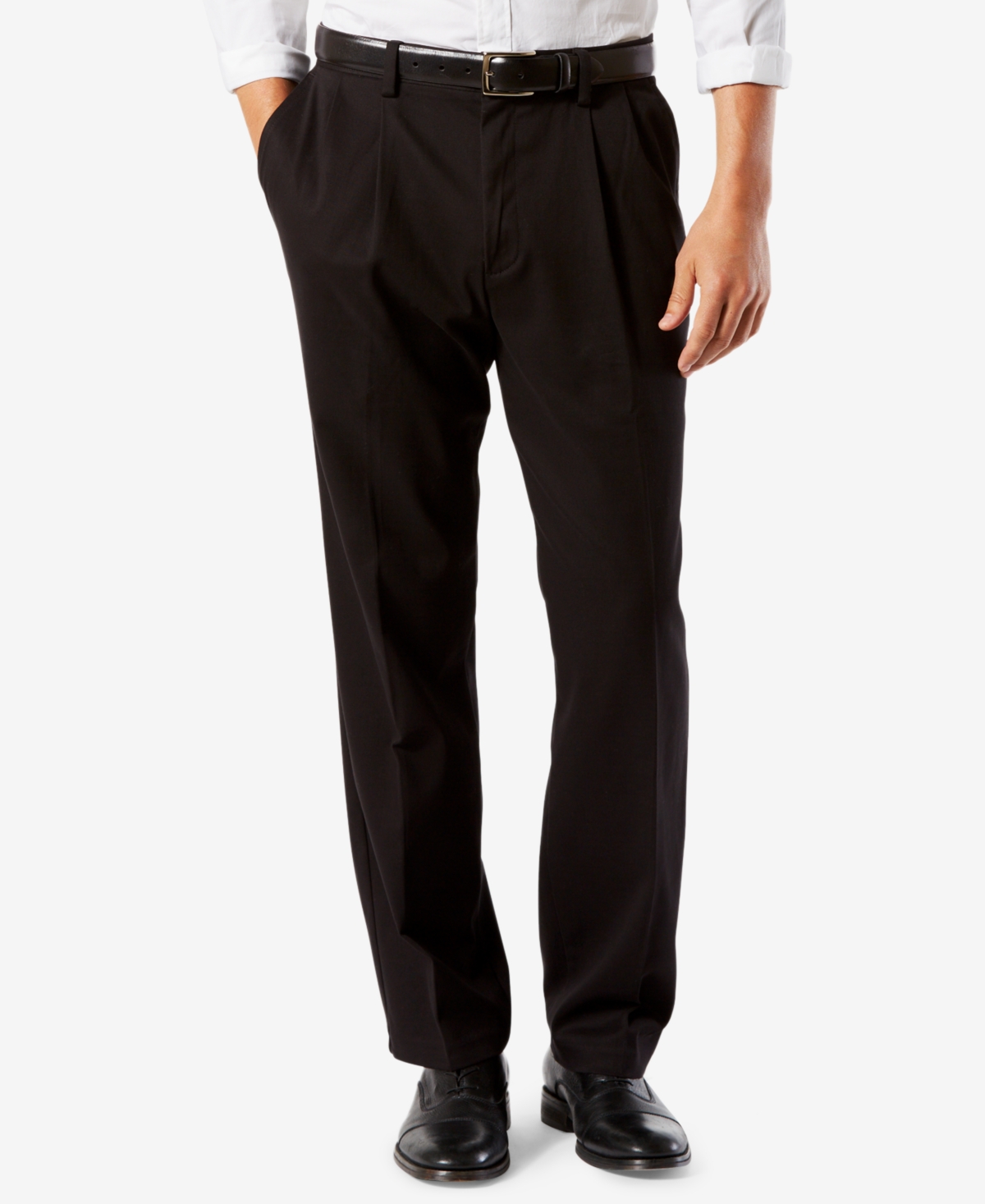 Men's Easy Classic Pleated Fit Khaki Stretch Pants - Coffee Bean