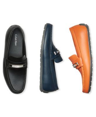 Calvin Klein - Men's Irving Tumbled Leather Drivers