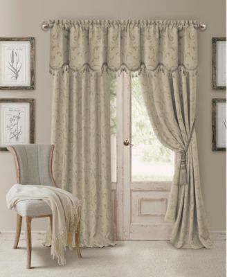 Mia Jacquard Scroll Blackout Window Curtain