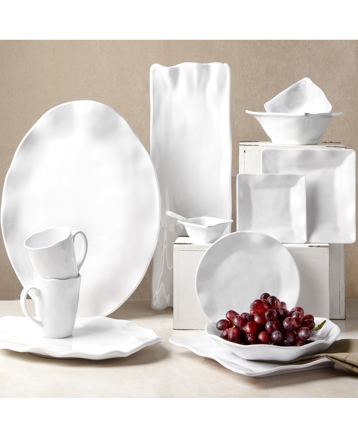 Q Squared Ruffle Melamine Square Dip Bowls, Set of 4