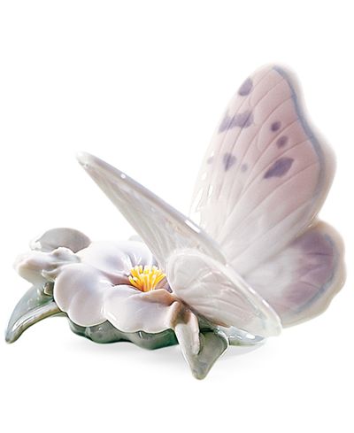 Lladro Collectible Figurine, Refreshing Pause Butterfly