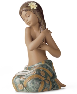Lladro Collectible Figurine, Pacific Jewel
