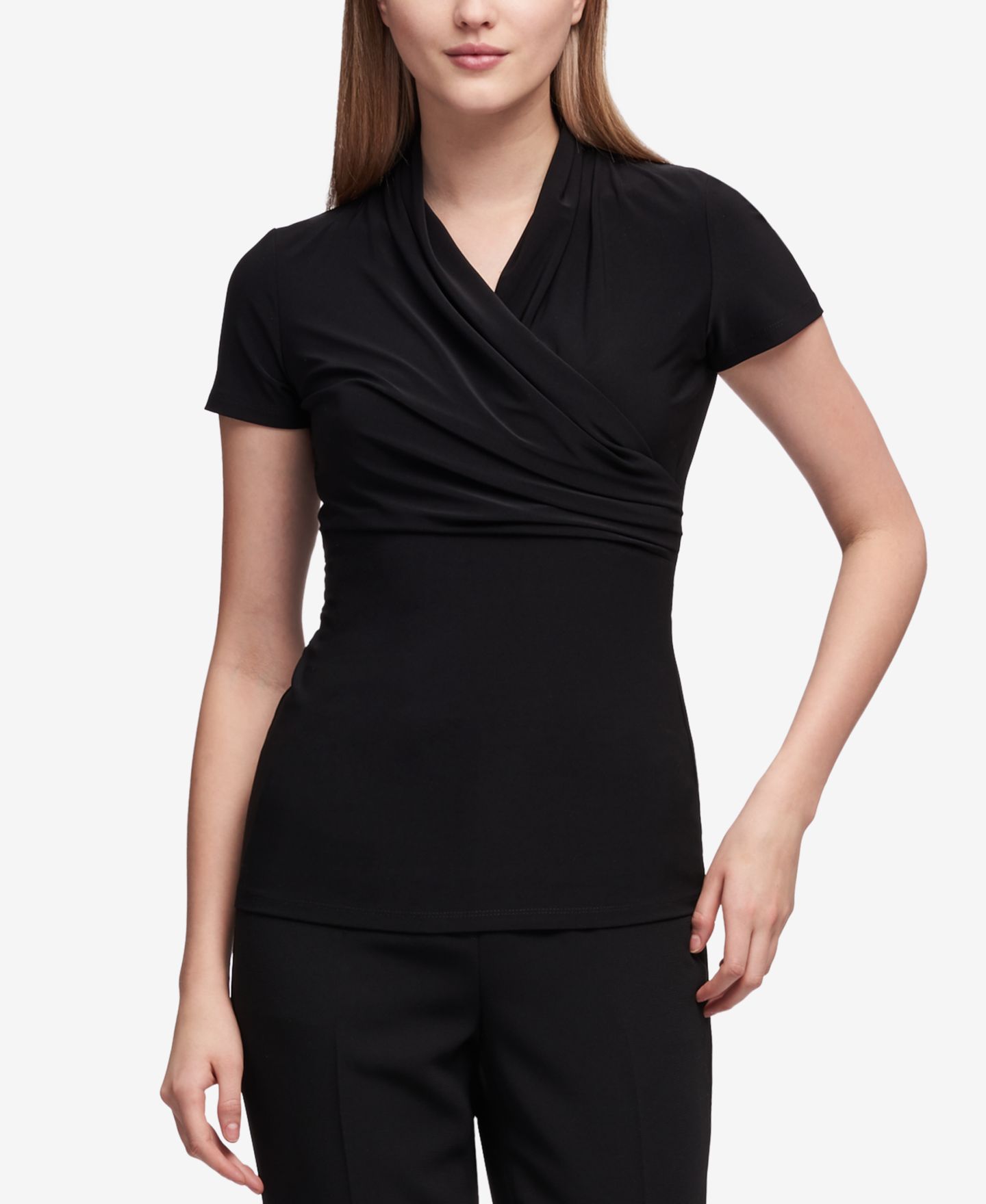 Женская блузка DKNY Petite Draped Surplice Blouse, цвет: Чёрный — фото 1