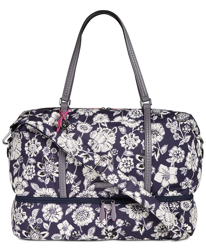 Macy s vera 2025 bradley weekender