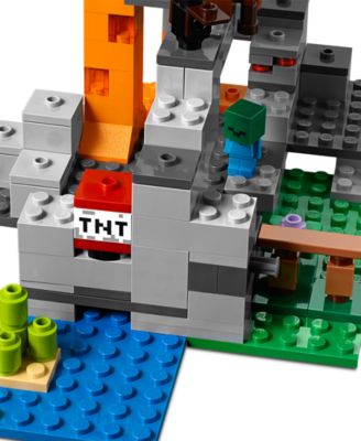 LEGO® Minecraft The Zombie Cave 21141