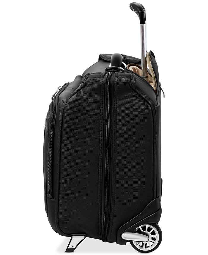 Travelpro CLOSEOUT! Platinum Magna 2 22" CarryOn Rolling Garment Bag