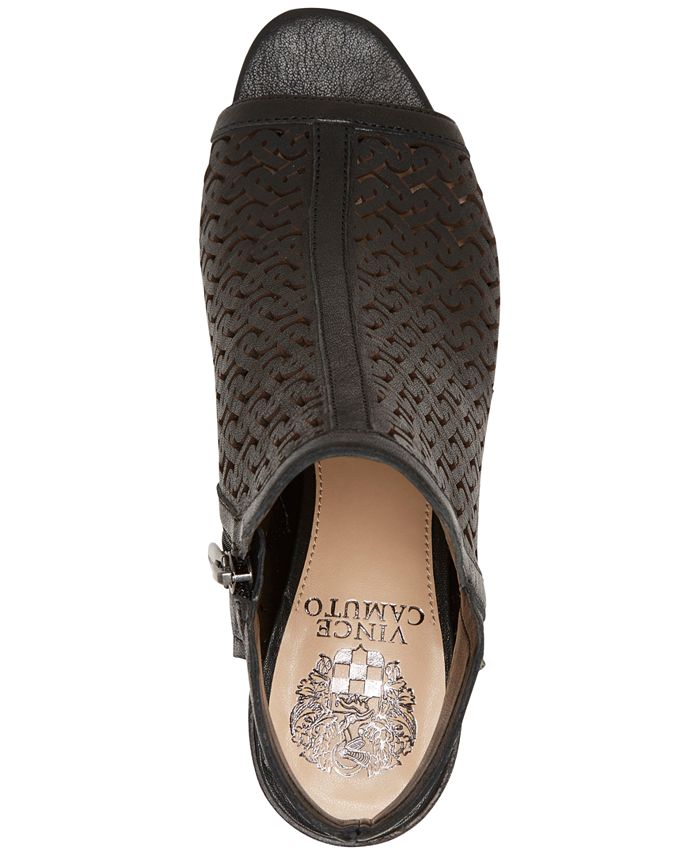 Vince camuto store sternat