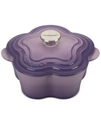Le Creuset - 2.25-Qt. Flower Cocotte