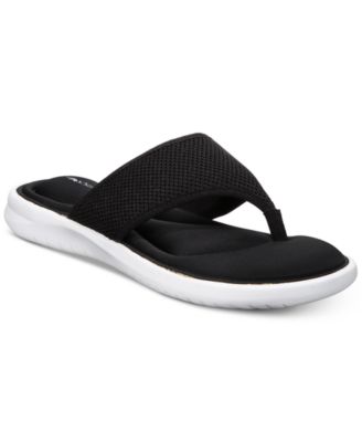 macys flip flops