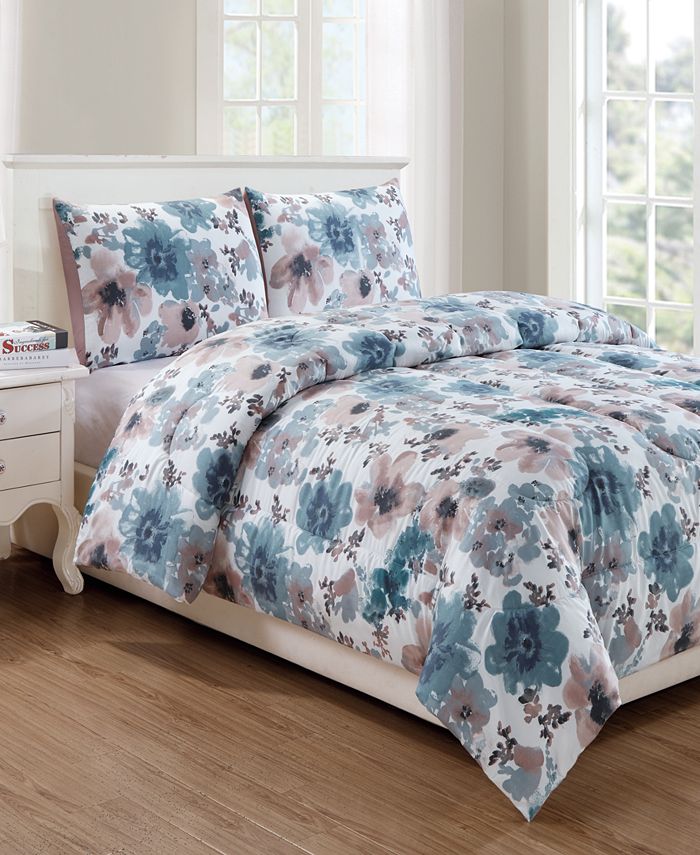 Hallmart Collectibles Brigitta 3Pc. Full/Queen Comforter Set, a Macy's