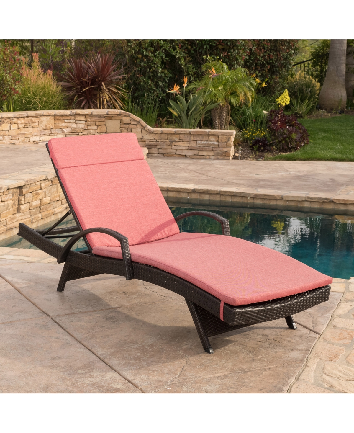 Maui Outdoor Chaise Lounge