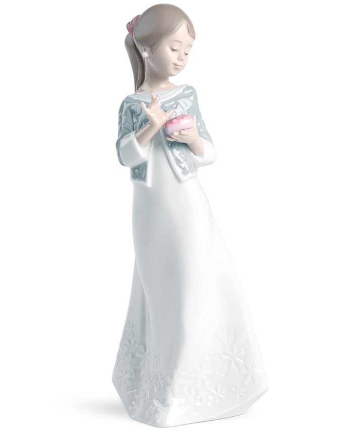 Lladró - Collectible Figurine, A Gift From the Heart