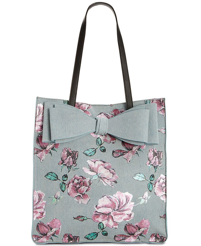 Betsey johnson 2025 floral tote