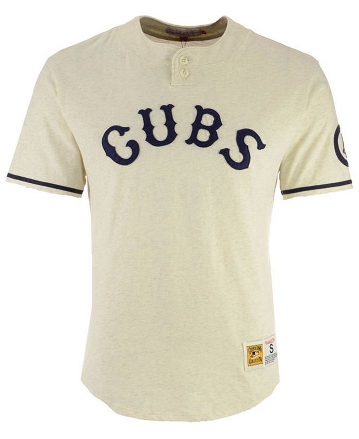 Mitchell & Ness Men's Chicago Cubs Sealed The Victory Henley T