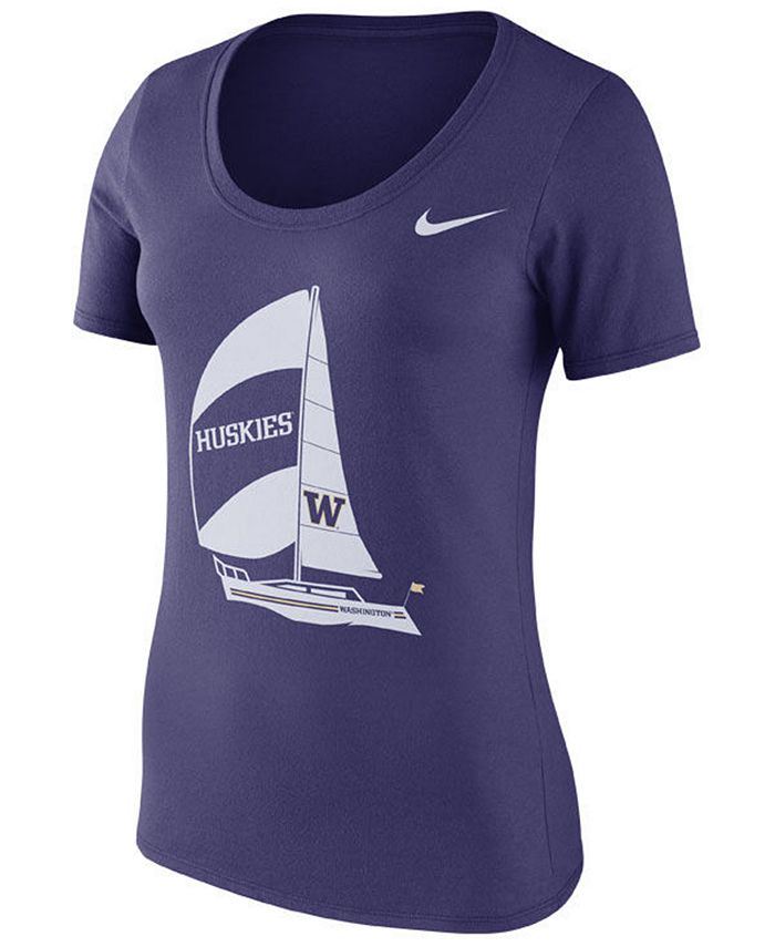 Nike - Women's Scoop Local T-Shirt