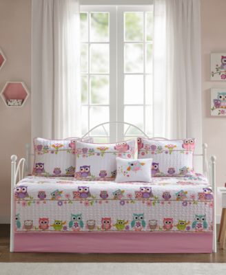 Wise Wendy Reversible 6-Pc. Daybed Set 