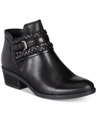 Baretraps - Giles Pointed-Toe Western Booties