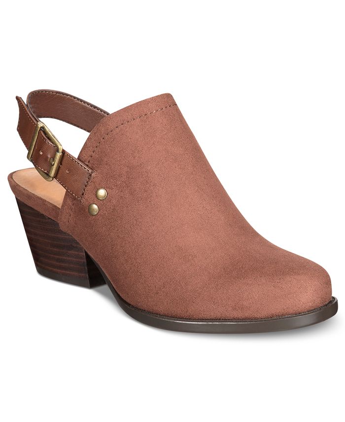 Baretraps booties shop macy's