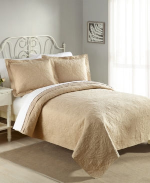 French style quilts and coverlets plus blankets and throws. Classic and ...