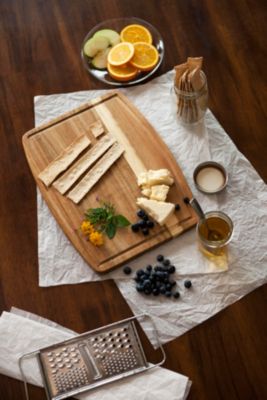 Toscana™ by Ovale Acacia Cutting Board