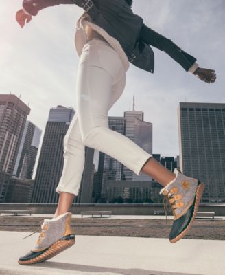 sorel in and out bootie