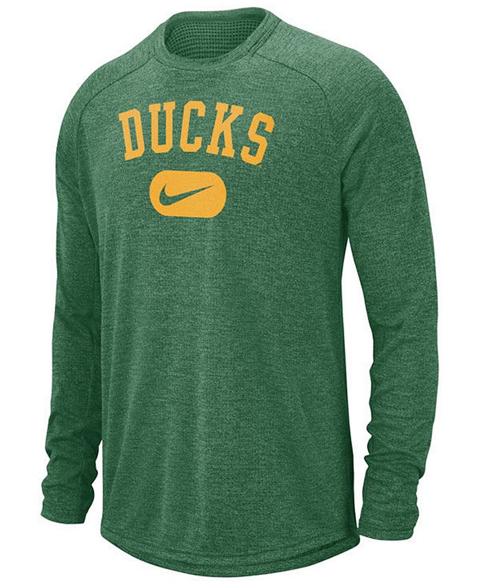 Nike Men's Oregon Ducks Stadium Long Sleeve T-Shirt & Reviews - Sports ...