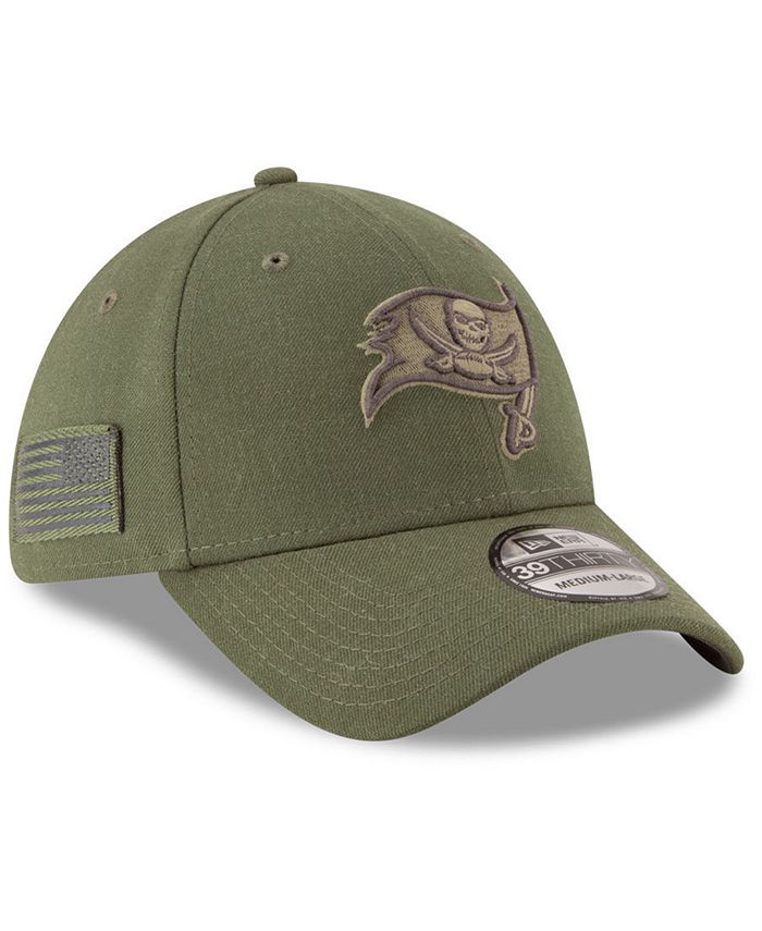 Casquette New Era 39THIRTY Tampa Bay Buccaneers - Édition Salute To Service (camouflage Arctique) - Homme, Neuve, Officielle NFL