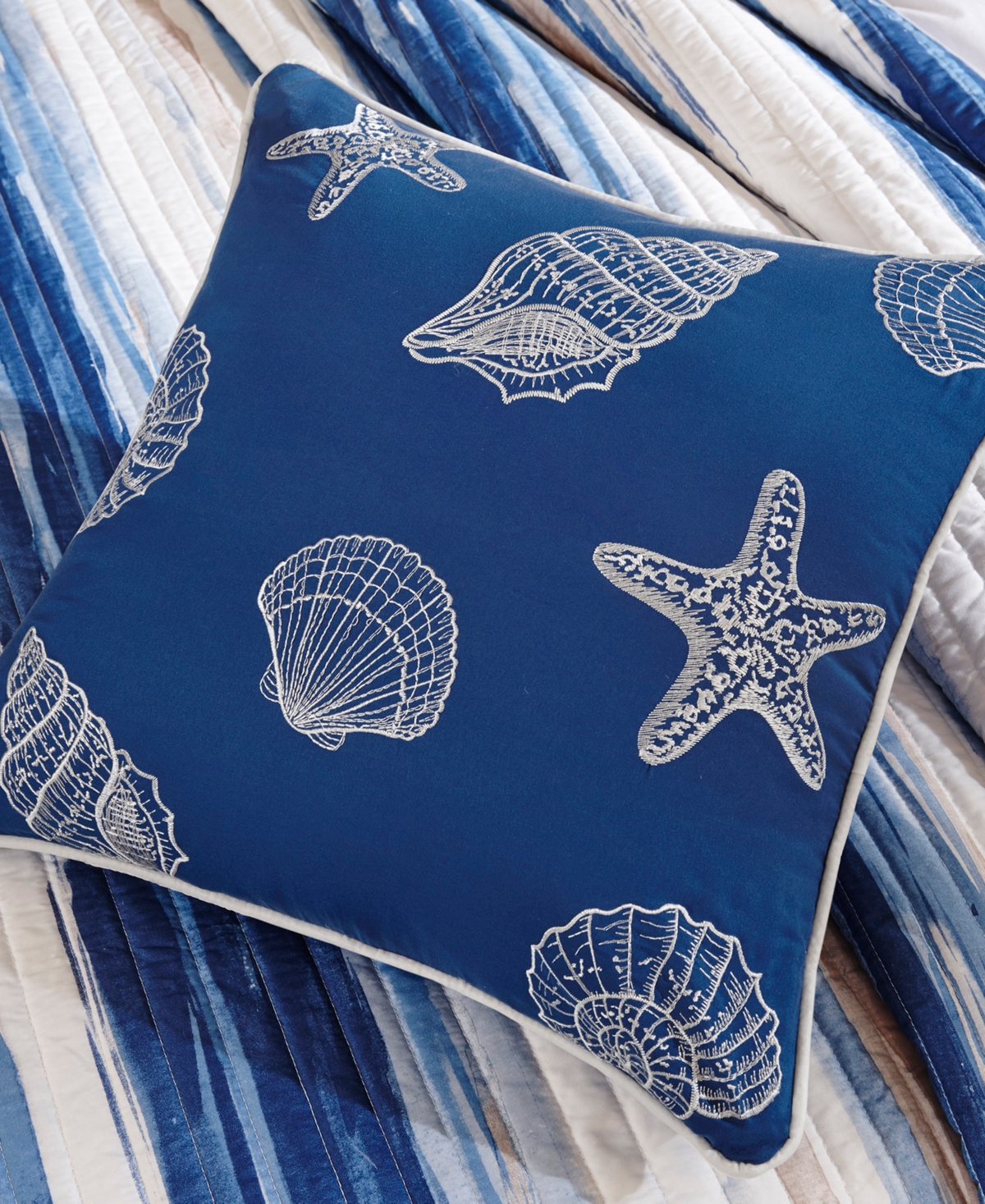 Madison Park Marina Printed 6 Piece Quilt Set,