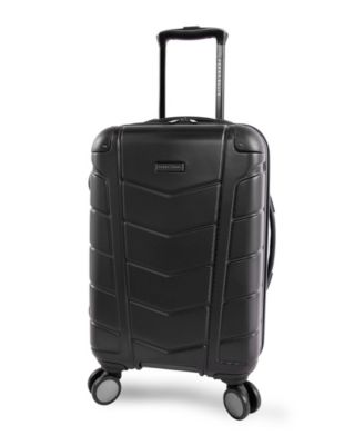 Tanner 21" Spinner Luggage