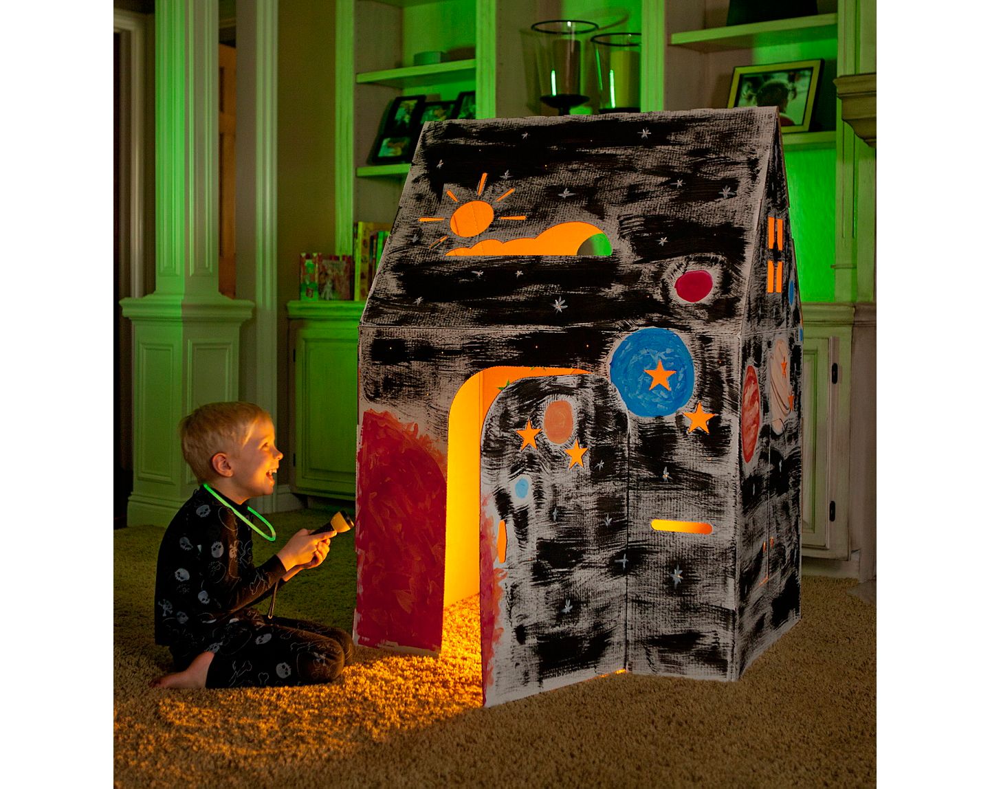 Детская игрушка Easy Playhouse Reversible Cardboard Playhouse, Ages 2+, цвет: Разноцветный — фото 2