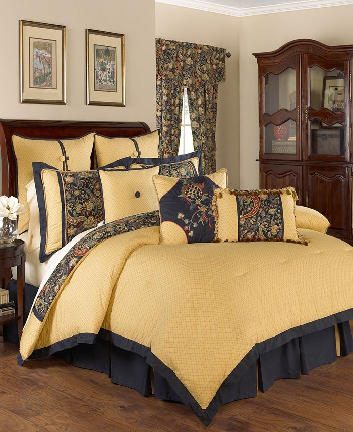 Savannah Home Rhapsody 4piece Queen Comforter set Macy's