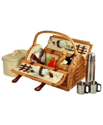 Picnic At Ascot