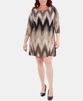 NY Collection - Plus Size Chevron-Print Keyhole Shift Dress