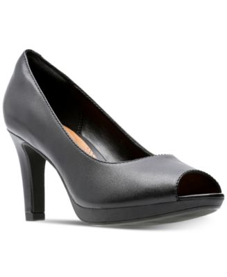 clarks women's adriel phyliss pump