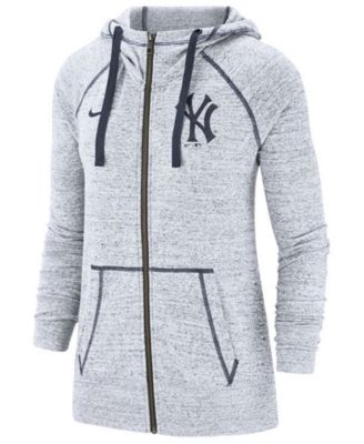 nike yankees sweatshirt