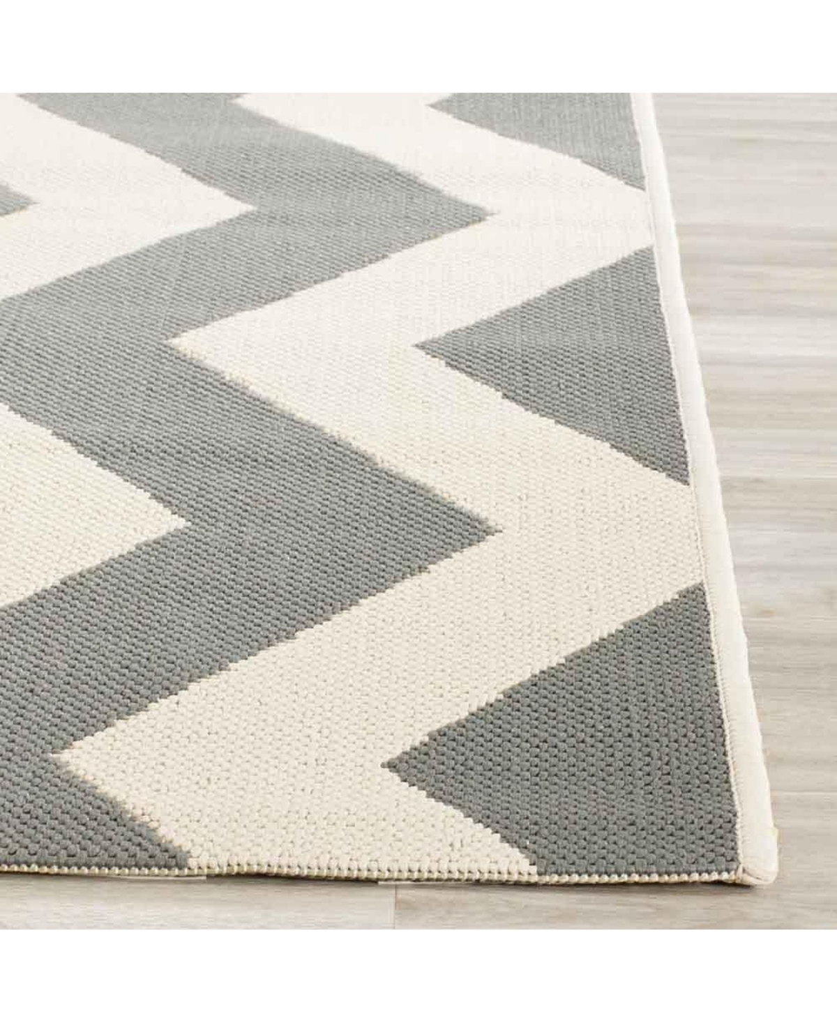 Safavieh Courtyard CY6245 Gray and Beige 5'3" x 7'7" Sisal Weave Outdoor Area Rug