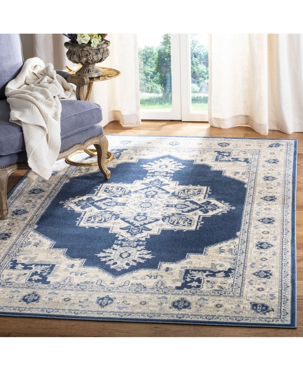 Safavieh Brentwood BNT865 Navy and Creme 5'3" x 7'6" Area Rug