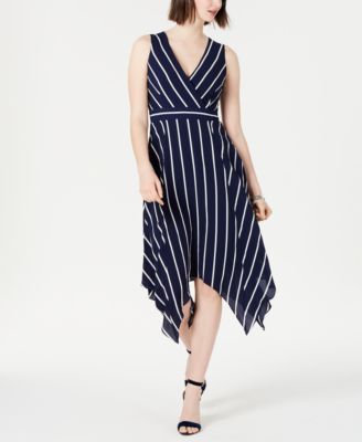 Jessica Howard - Sleeveless Hanky-Hem Dress