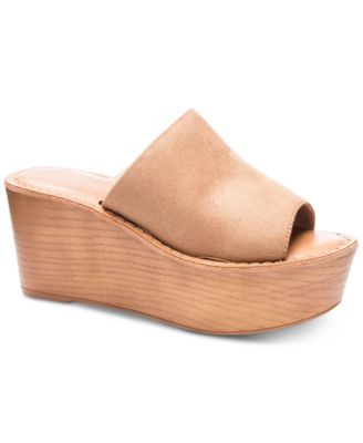 Chinese Laundry - Waverly Platform Wedges