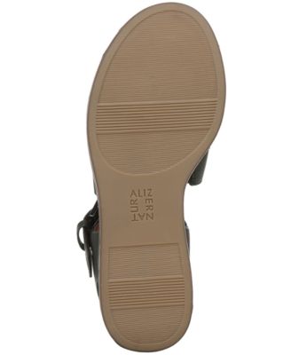 naturalizer brooke sandals