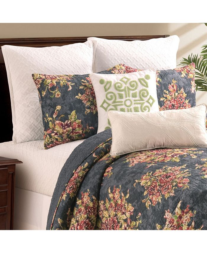 C&F Home Regina King Quilt Set & Reviews - Quilts & Bedspreads - Bed ...