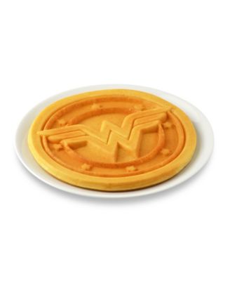 wonder woman waffle maker