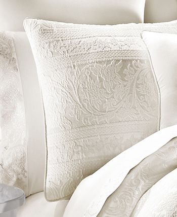 J Queen New York - Mackay White Queen Comforter S
