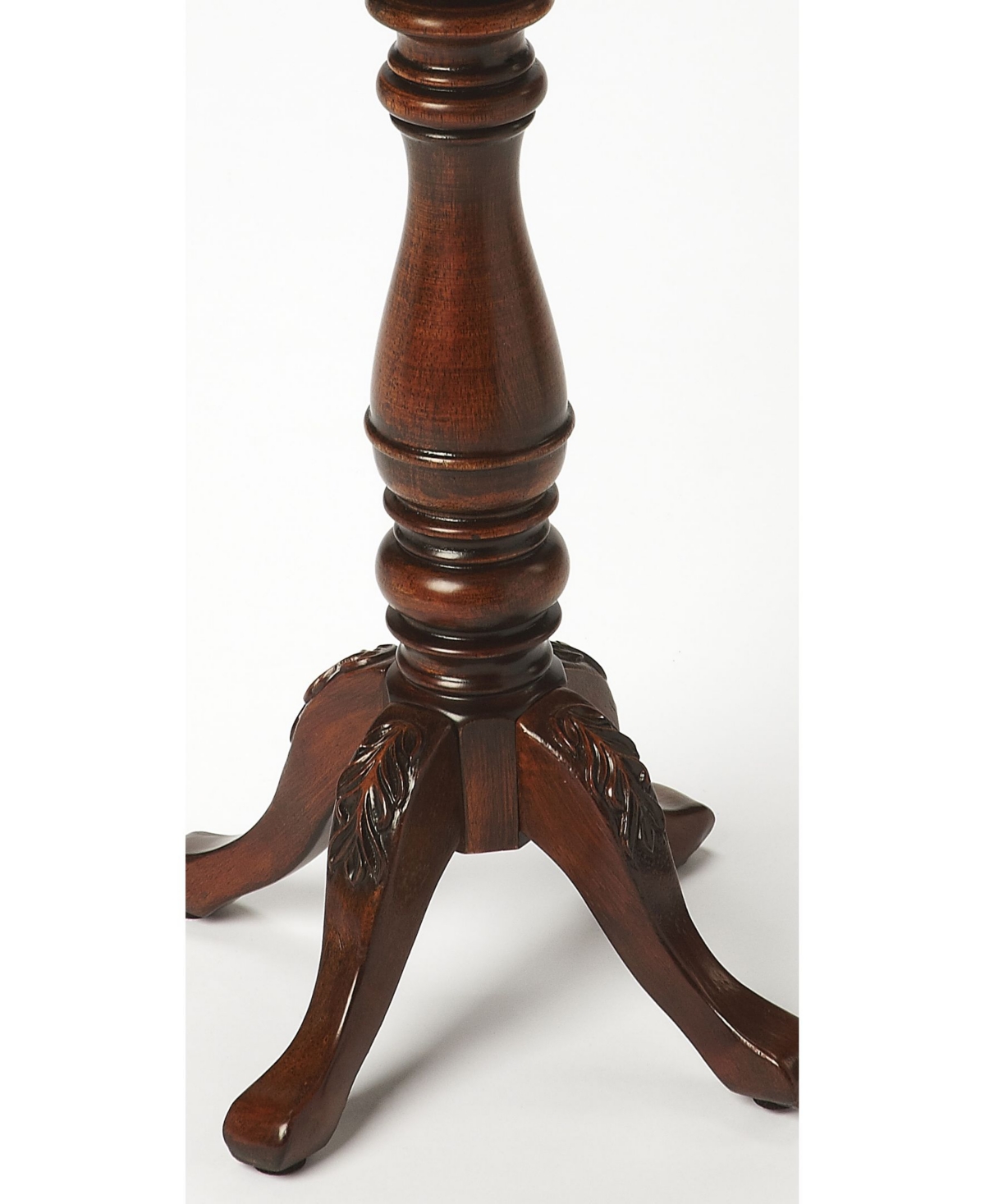 Butler Whitman Scatter Table